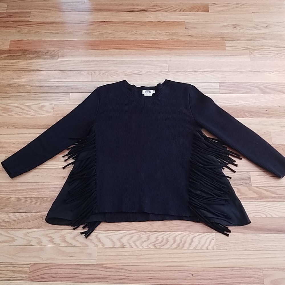 Black V-Neck Frige Sweater